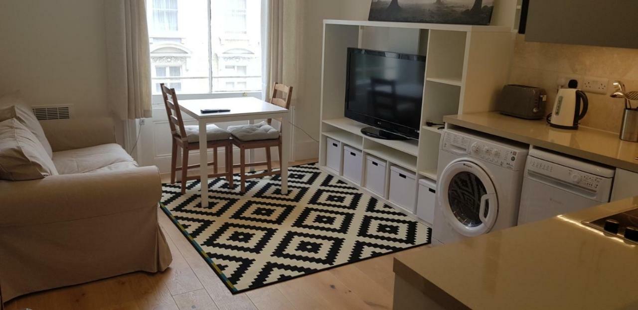Luxury One Bed Apartment Next To Hyde Park 런던 외부 사진