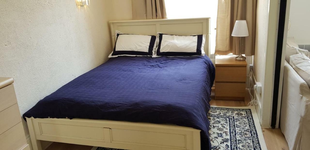 Luxury One Bed Apartment Next To Hyde Park 런던 외부 사진
